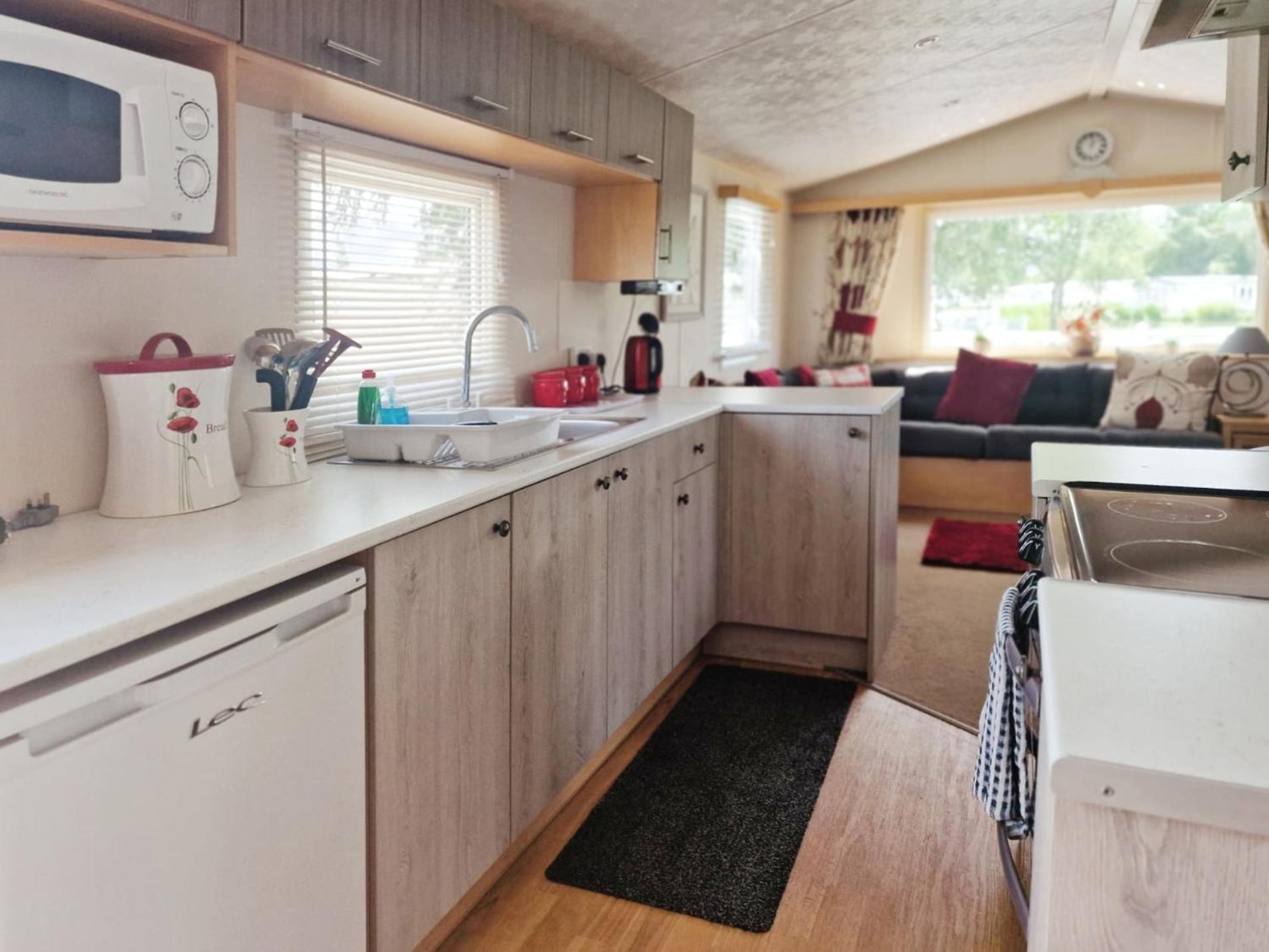 Lakeside Cotswold Holiday Home ไซเร็นเซสเตอร์ ภายนอก รูปภาพ